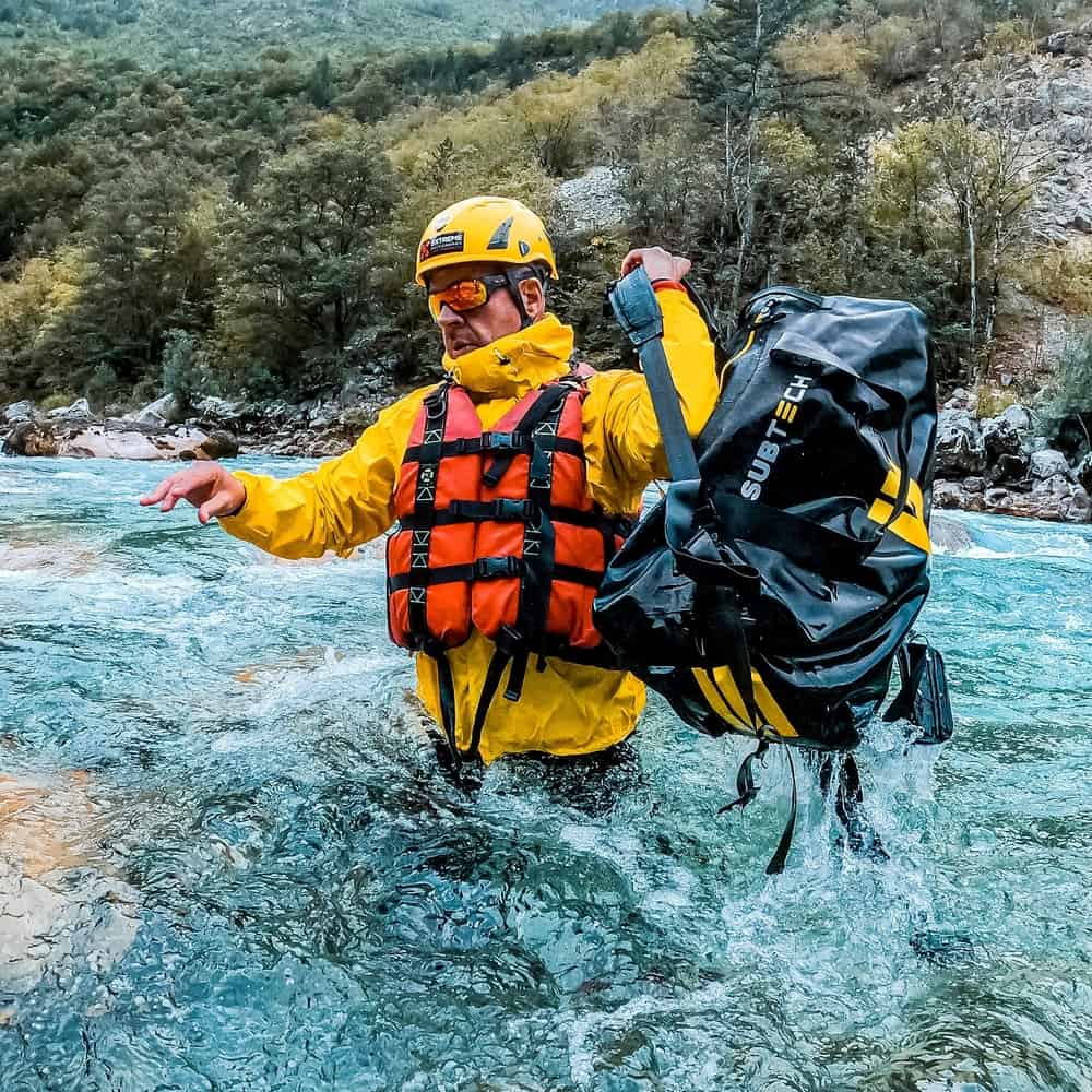 Outdoor River Trekking Rafting Adventure First Aid Kit 1.2L Waterproof Dry Bag 