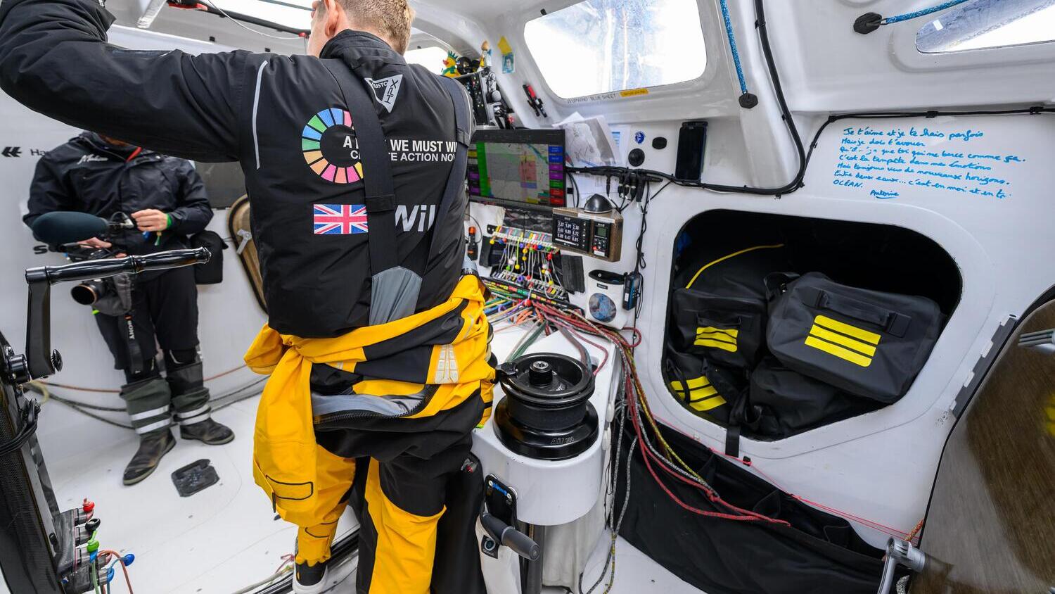 ProDrybag55L_VendéeGlobe_Hatch_web